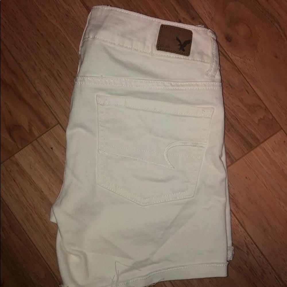 White American Eagle Outfitters Shorts
